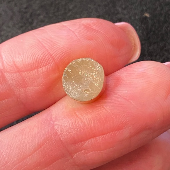 JMARIE Smoky quartz studs - Picture 5 of 10